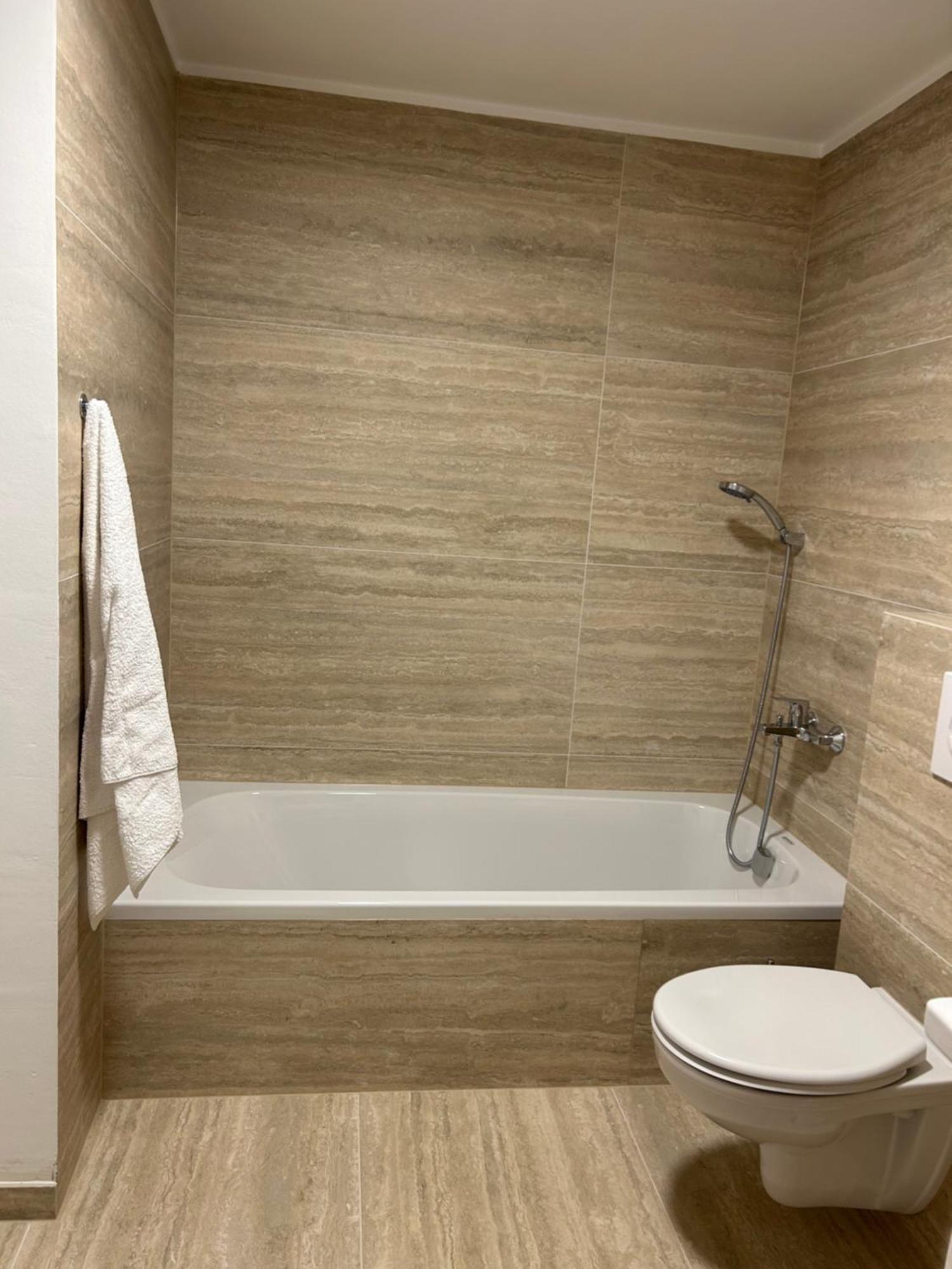 Twenty-Punat Apartments Екстер'єр фото